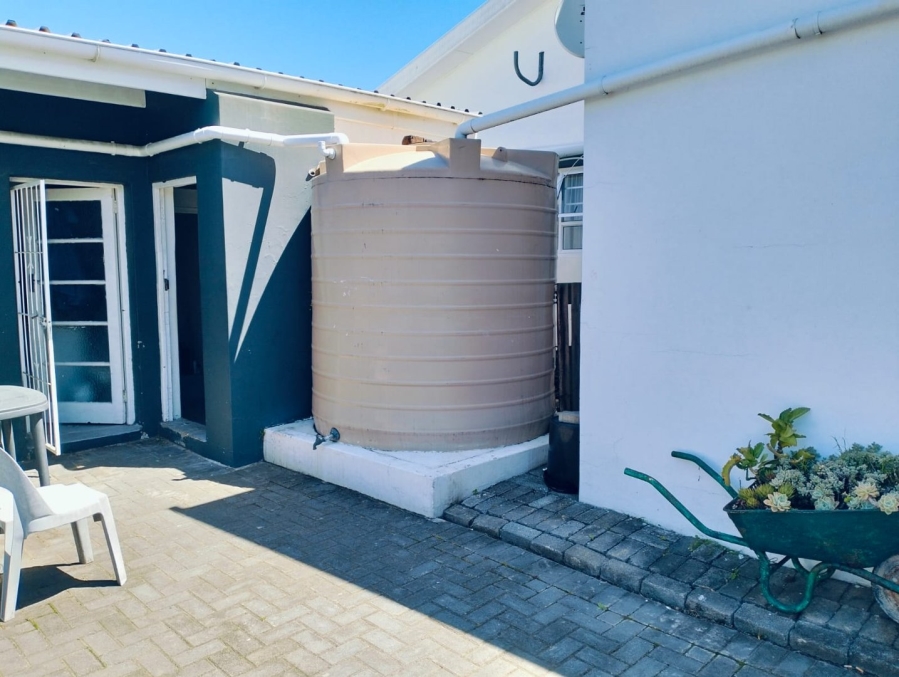 7 Bedroom Property for Sale in Berea Eastern Cape